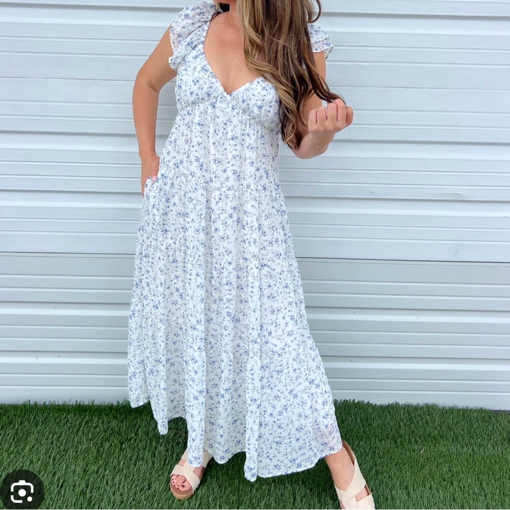 White Birch Blue Floral  Dress NWT